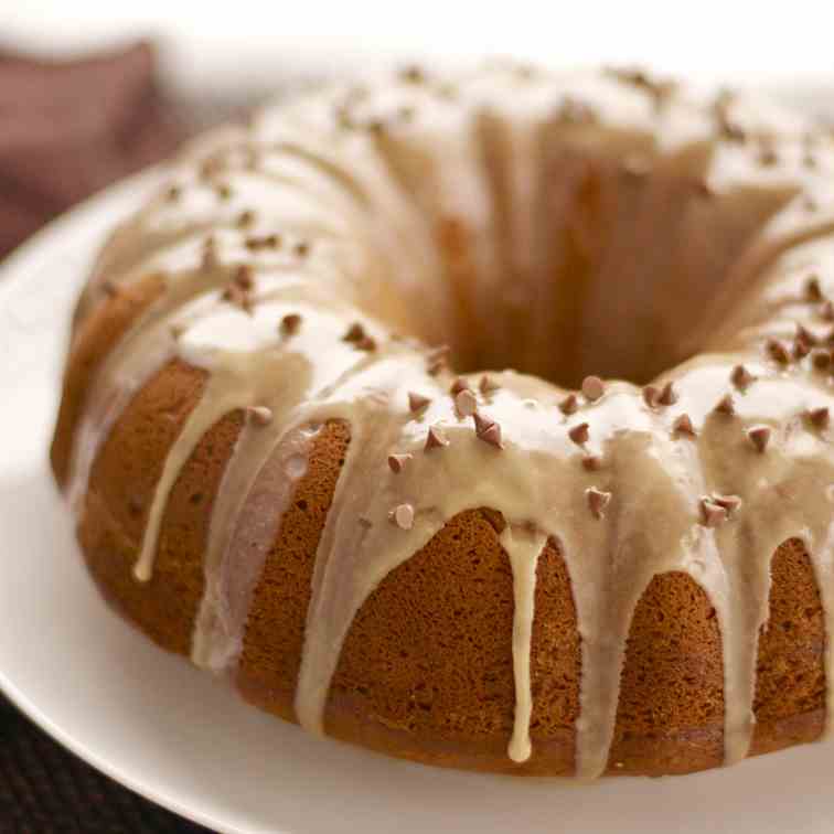 Coffee-Streusel Bundt Cake