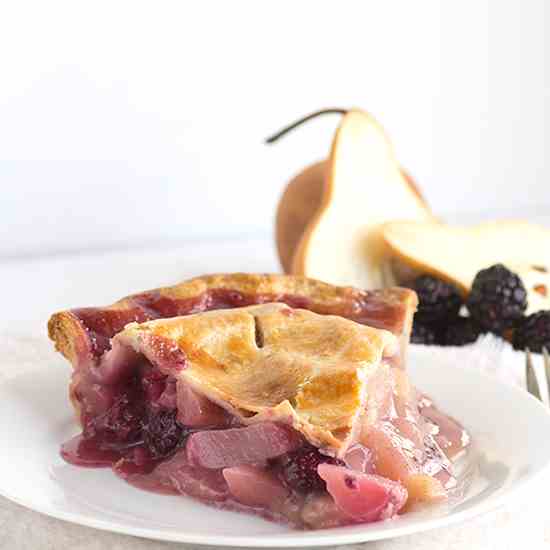 Blackberry Pear Pie