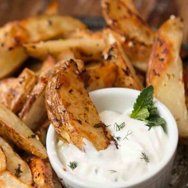 garlic roasted potatoes with tzatziki