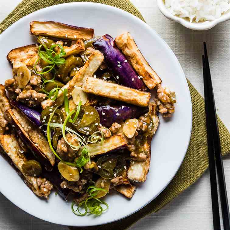 Crispy Eggplant with Meat Sauce