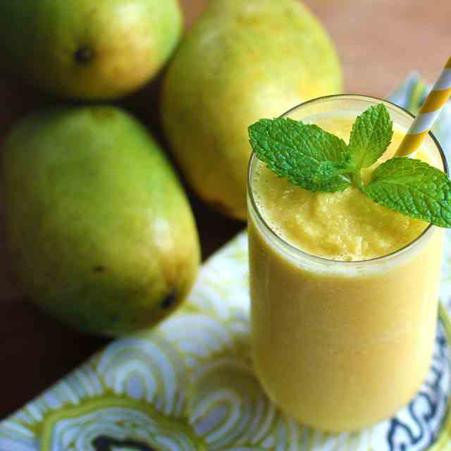 Green Mango Smoothie