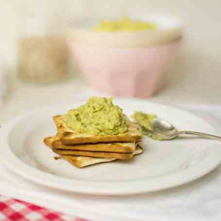 Avocado hummus