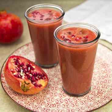 Moroccan pomegranate smoothie
