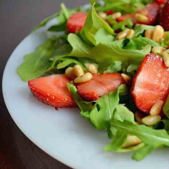 Strawberry Arugula Salad