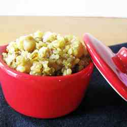 Quinoa w/ Chicken, Dates, & Garbanzo Beans