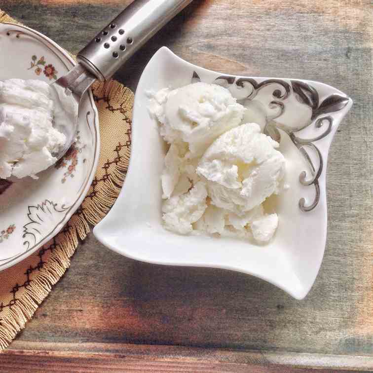 Simple Vanilla Ice Cream