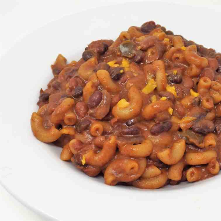 Slow Cooker Vegetarian Chili Mac