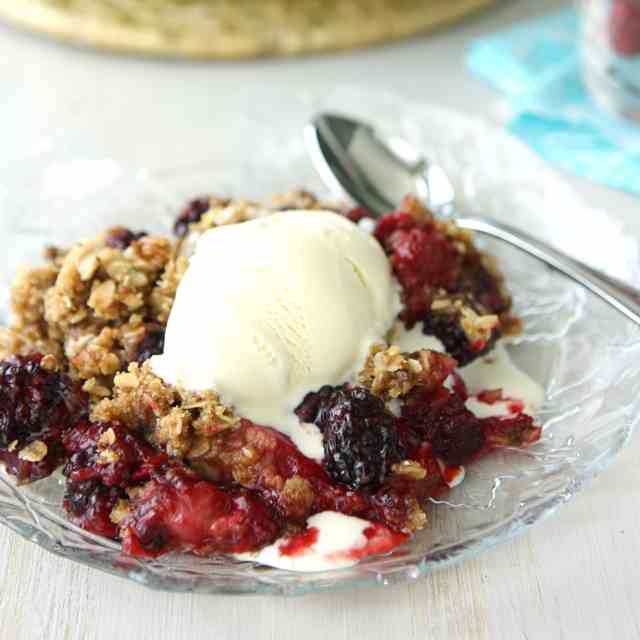 Blackberry & Strawberry Crisp