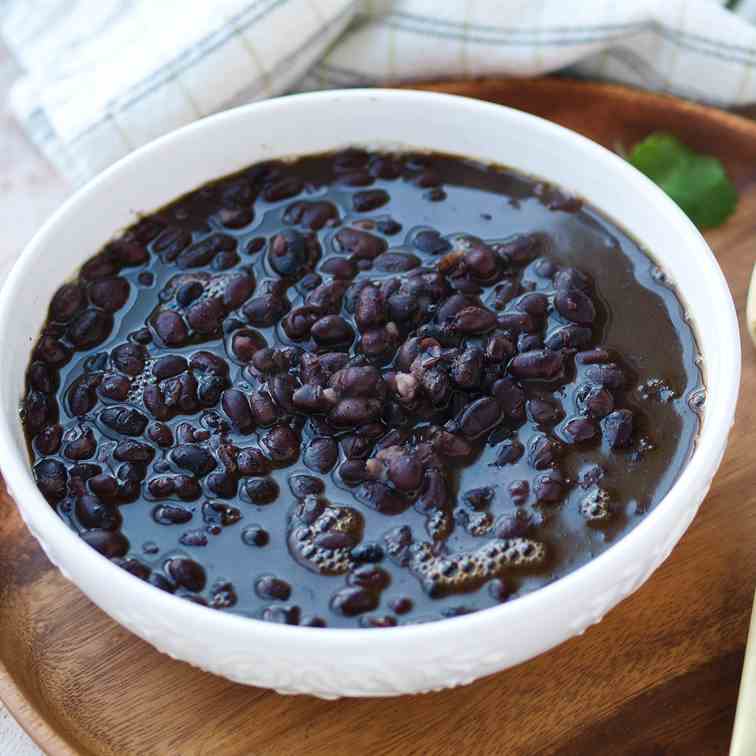 Instant Pot Cuban Black Beans