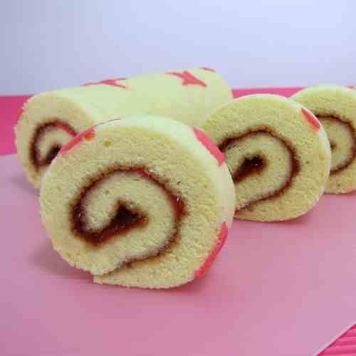 Strawberry Swiss Roll