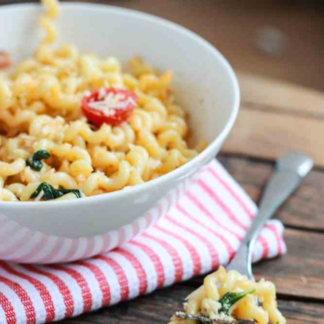 Creamy BLT Pasta