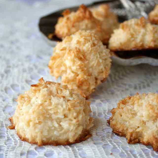 Coconut macaroons