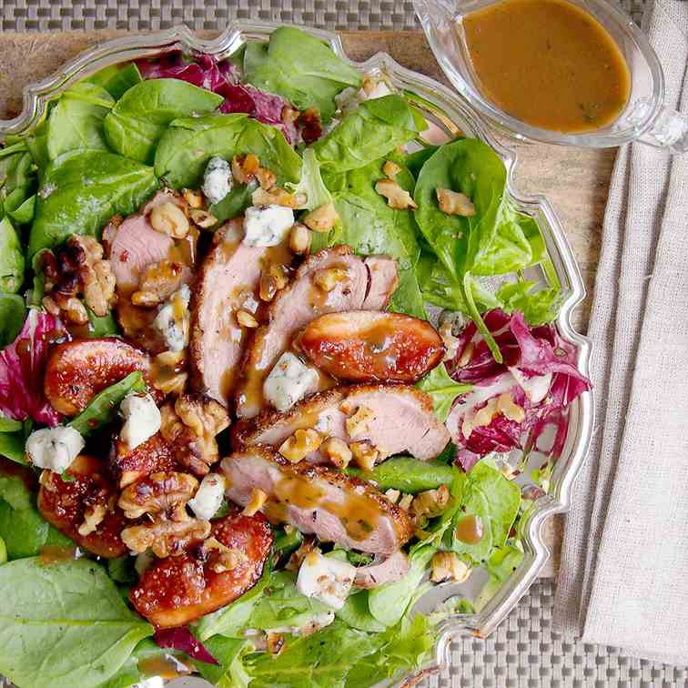 Duck salad with glazed figs