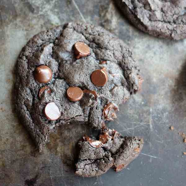 Spicy Dark Chocolate Cookies