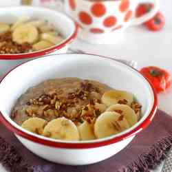 Dried Cherries and Banana Oatmeal