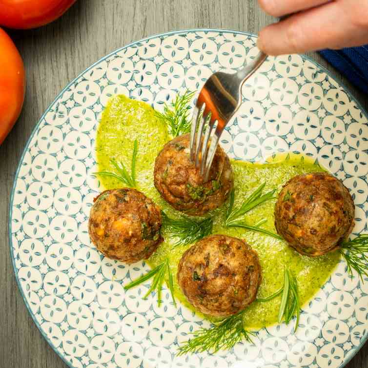 Mediterranean Meatballs With Dill Pesto