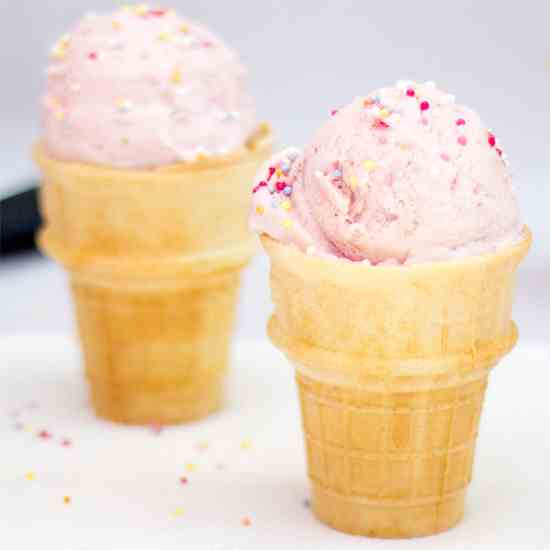 3 Ingredient Strawberry Ice Cream