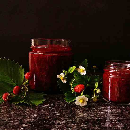 Wild Strawberry Jam without Pectin