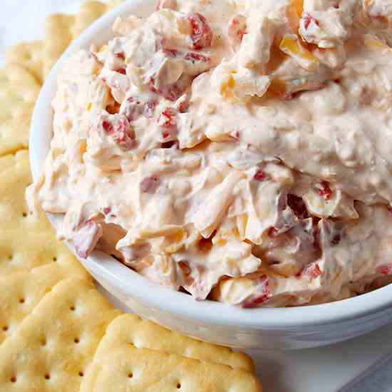 Smoked Gouda Pimento Cheese