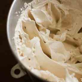 Brown Sugar & Vanilla Swiss Meringue 