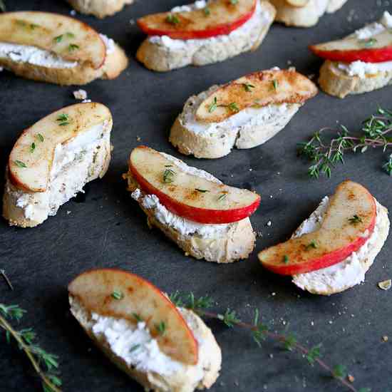 Cinnamon Apple & Goat Cheese Crostini