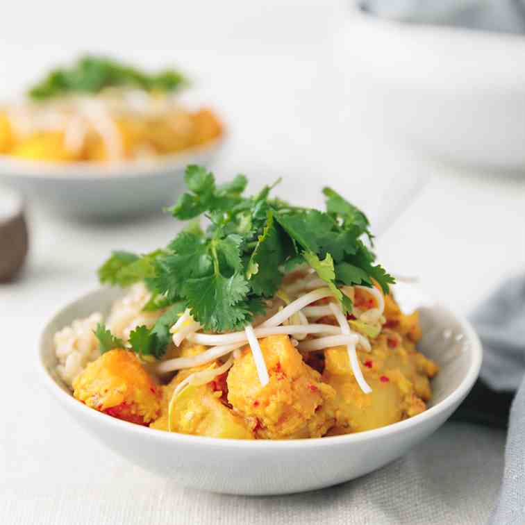 Turmeric - Coconut Vegetable Curry