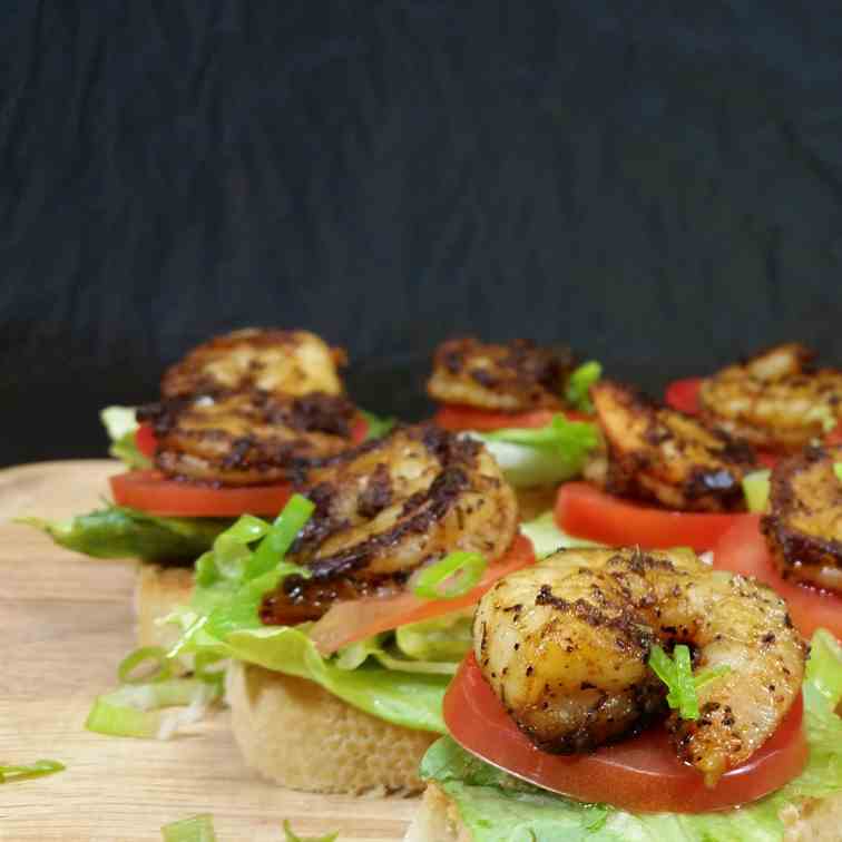 Blackened Shrimp Po Boy Bites