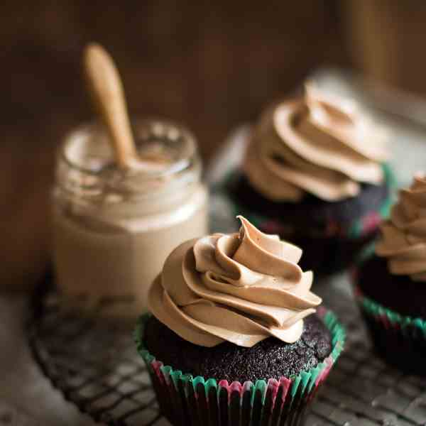 milk chocolate cupcakes