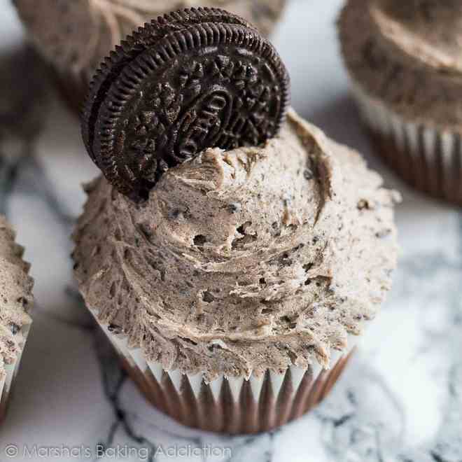 Chocolate Oreo Cupcakes