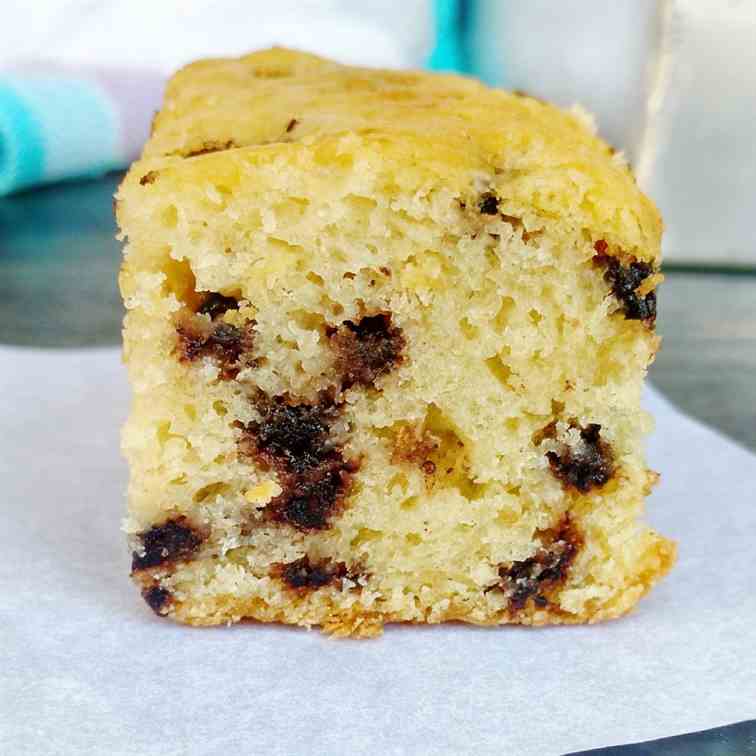 Eggless chocolate chip cake