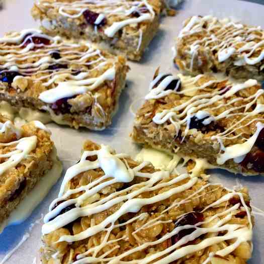 No Bake Cranberry Almond Granola Bars