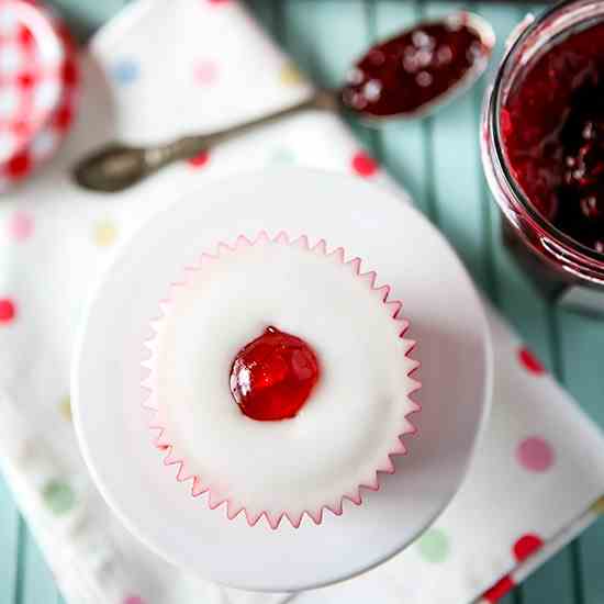 Cherry Bakewell Cupcakes