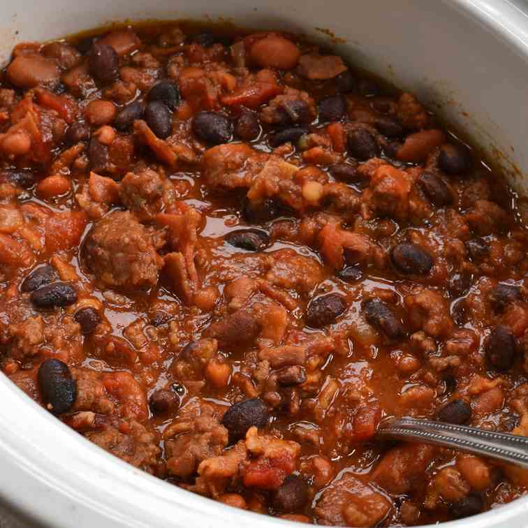 Easy Crock Pot Cowboy Beans