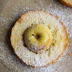 baby apple rum cakes