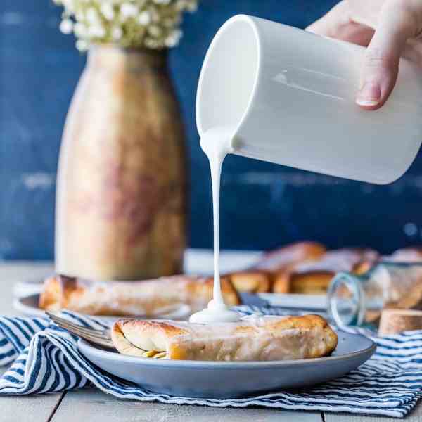 Baked Pumpkin Pie Chimichangas