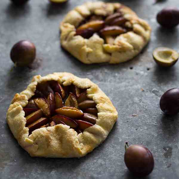 Plum balsamic galette