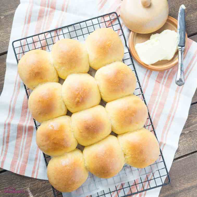 Pillowy Soft Sweet Potato Rolls