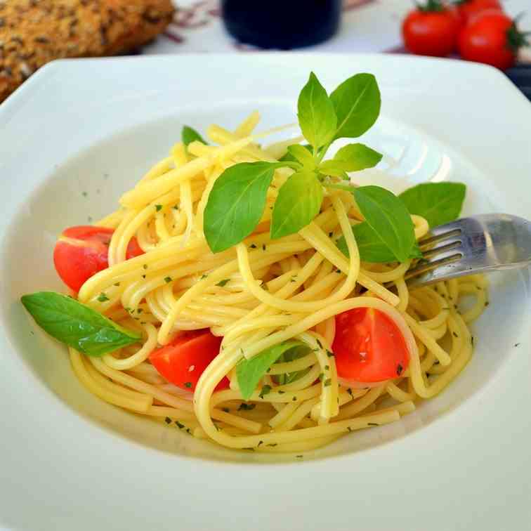 Fresh Tomato Basil Pasta