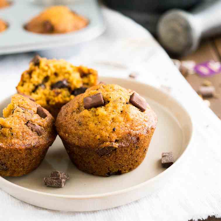 Pumpkin Chocolate Chip Muffins 