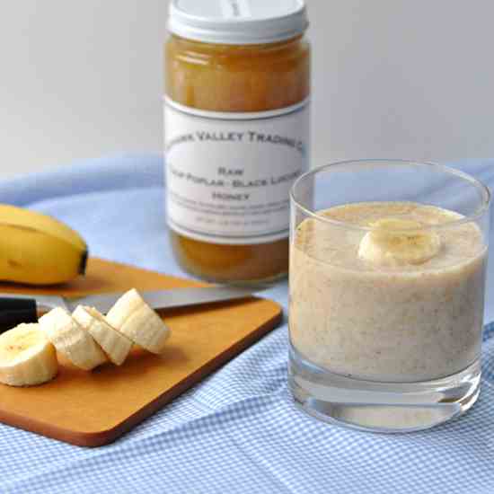 Banana and Raw Honey Shake & a giveaway!