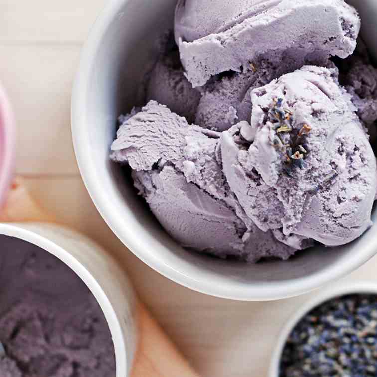 Lavender Blackberry Ice Cream