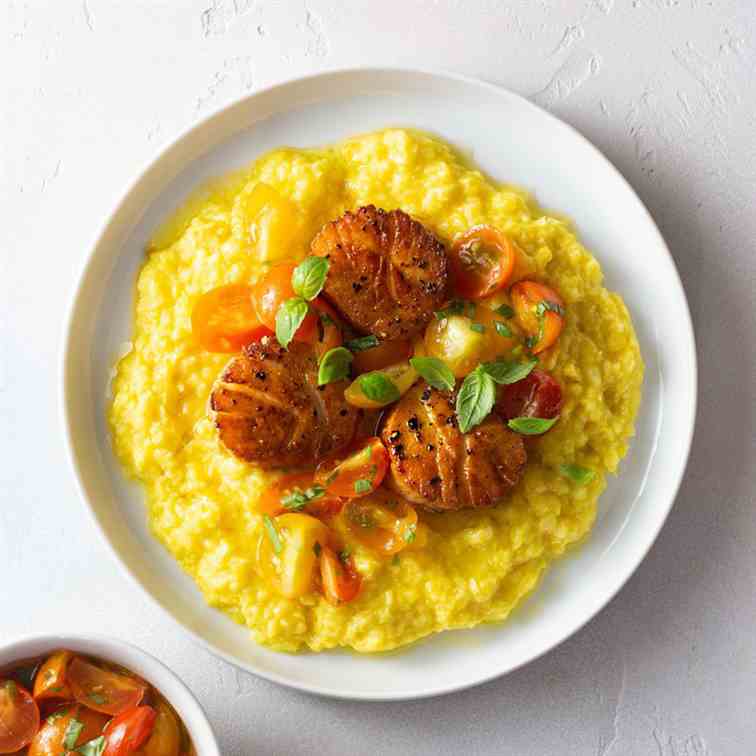 Seared Scallops with Creamed Corn