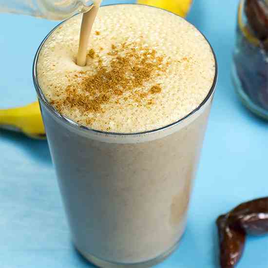 Delicious Date Smoothie 