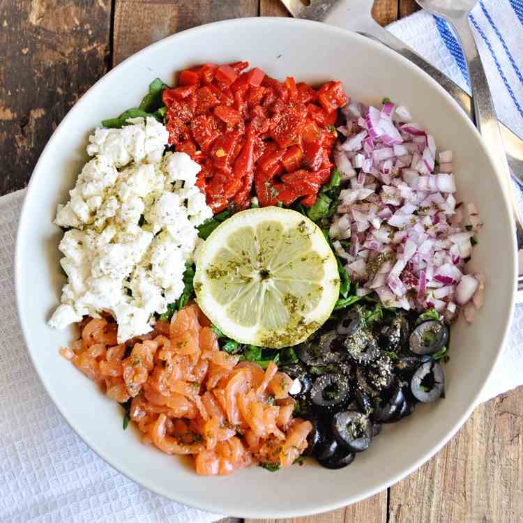 Smoked Salmon and Spinach Salad