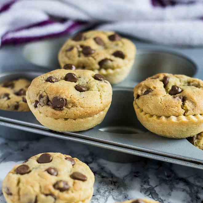 Nutella Stuffed Chocolate Chip Cookie Pies