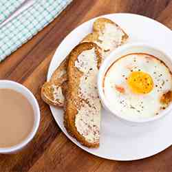 Baked Eggs, Ham - Tomato