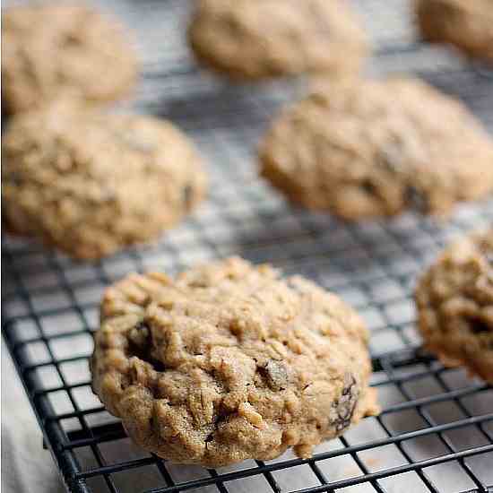 Perfect Oatmeal Raisin Cookies