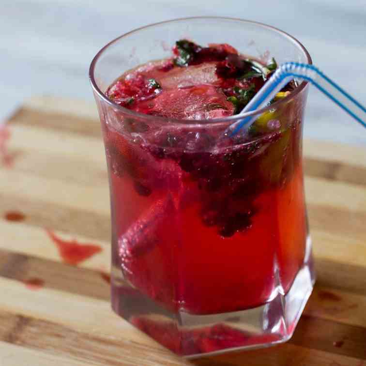 Blackberry fresh Mint - Lemon Mojito