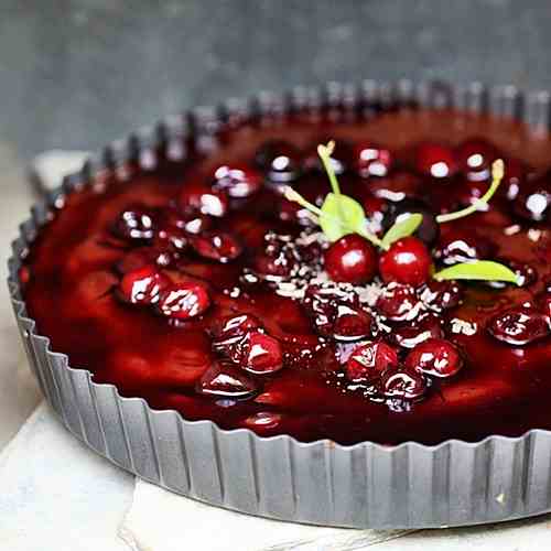 Nutella & Fresh Cherries Chocolate Tart