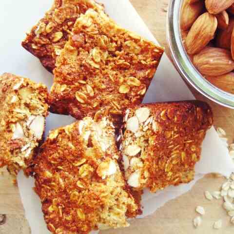 Crunchy Honey Almond Oat Bars 